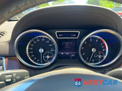 Zdjęcie 8 z 10 samochodu: 2013 MERCEDES-BENZ ML 550 4MATIC VIN:4JGDA7DB8DA195571 - miniatura