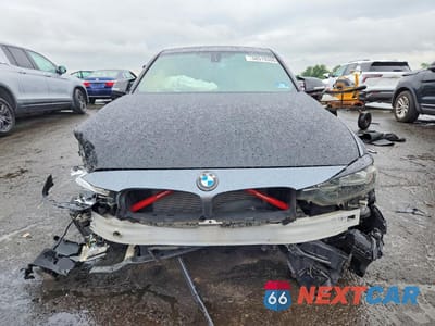 Piąte zdjęcie samochodu w środku: 2017 BMW 330 XI VIN:WBA8D9G36HNU64126 - miniatura
