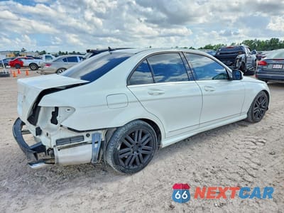 Trzecie zdjęcie samochodu z tyłu: 2008 MERCEDES-BENZ C 300 VIN:WDDGF54X68F097656 - miniatura