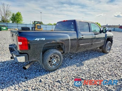 Trzecie zdjęcie samochodu z tyłu: 2008 CHEVROLET SILVERADO K2500 HEAVY DUTY VIN:1GCHK23K48F131155 - miniatura
