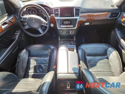 Zdjęcie 8 z 12 samochodu: 2013 MERCEDES-BENZ GL 450 4MATIC VIN:4JGDF7CE9DA112386 - miniatura