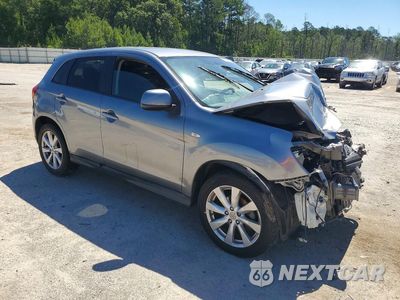 Czwarte zdjęcie samochodu z boku: 2014 MITSUBISHI OUTLANDER SPORT ES VIN:4A4AP3AU8EE010748 - miniatura