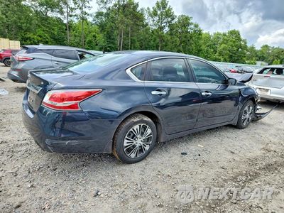 Trzecie zdjęcie samochodu z tyłu: 2015 NISSAN ALTIMA 2.5 S VIN:1N4AL3AP0FN372271 - miniatura