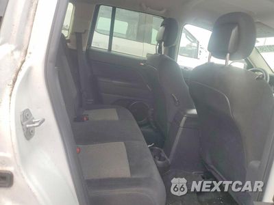 Zdjęcie 11 z 13 samochodu: 2015 JEEP COMPASS SPORT VIN:1C4NJCBA6FD170598 - miniatura