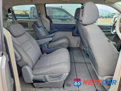 Zdjęcie 11 z 13 samochodu: 2008 CHRYSLER TOWN & COUNTRY LX VIN:2A8HR44H88R828789 - miniatura