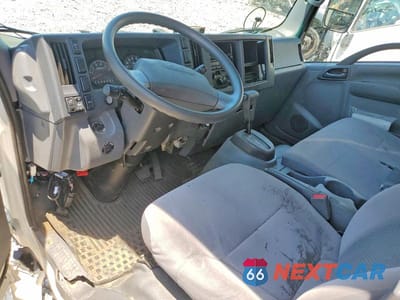 Zdjęcie 8 z 13 samochodu: 2022 ISUZU NPR HD DELIVERY TRUCK VIN:54DC4W1D1NS201466 - miniatura
