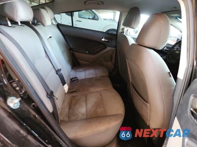 Zdjęcie 10 z 12 samochodu: 2014 KIA FORTE LX VIN:KNAFX4A63E5082040 - miniatura