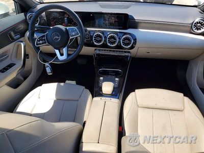 Zdjęcie 8 z 12 samochodu: 2022 MERCEDES-BENZ A 220 4MATIC VIN:W1K3G4FB9NJ332471 - miniatura