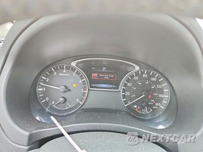 Zdjęcie 9 z 12 samochodu: 2018 NISSAN ALTIMA VIN:1N4AL3AP6JC232679 - miniatura