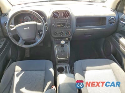 Zdjęcie 8 z 13 samochodu: 2009 JEEP COMPASS SPORT VIN:1J4FF47B29D107364 - miniatura