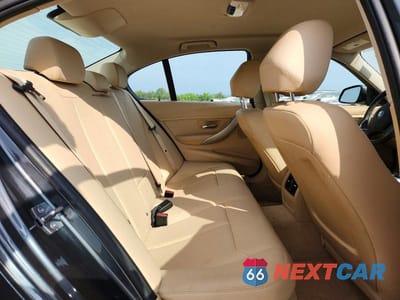 Zdjęcie 10 z 12 samochodu: 2013 BMW 320 I VIN:WBA3B1C54DK128852 - miniatura