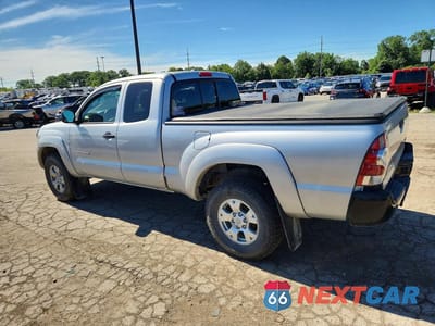 Drugie zdjęcie samochodu z przodu: 2010 TOYOTA TACOMA ACCESS CAB VIN:5TEUX4EN0AZ735586 - miniatura