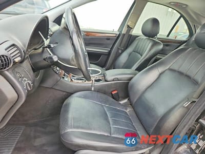 Zdjęcie 7 z 12 samochodu: 2005 MERCEDES-BENZ C 240 VIN:WDBRF61J65A724744 - miniatura
