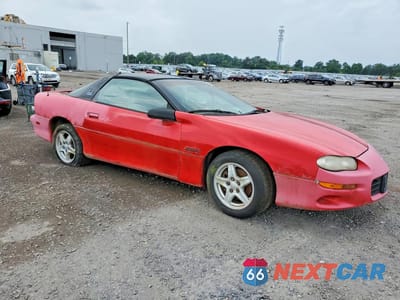 Czwarte zdjęcie samochodu z boku: 1998 CHEVROLET CAMARO Z28 VIN:2G1FP22G1W2128226 - miniatura