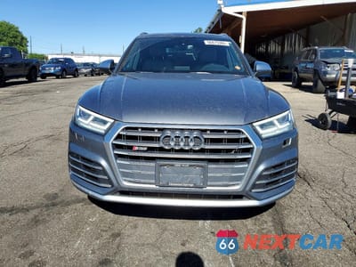 Piąte zdjęcie samochodu w środku: 2018 AUDI SQ5 PREMIUM PLUS VIN:WA1A4AFY2J2020603 - miniatura