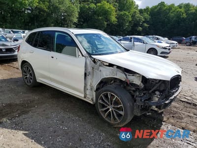 Czwarte zdjęcie samochodu z boku: 2019 BMW X3 SDRIVE30I VIN:5UXTR7C57KLR48804 - miniatura