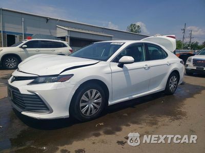 2022 TOYOTA CAMRY LE 4T1C31AK2NU590787 - główne zdjęcie licytacji z USA - miniatura