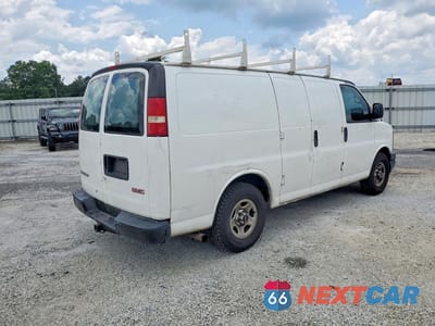 Trzecie zdjęcie samochodu z tyłu: 2004 GMC SAVANA G1500 VIN:1GTFG15X941174277 - miniatura