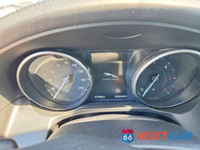 Zdjęcie 9 z 12 samochodu: 2017 JAGUAR XF PRESTIGE VIN:SAJBK4BN3HCY42894 - miniatura