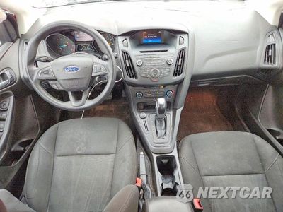 Zdjęcie 8 z 14 samochodu: 2016 FORD FOCUS SE VIN:1FADP3K29GL222404 - miniatura