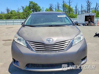Piąte zdjęcie samochodu w środku: 2016 TOYOTA SIENNA LE VIN:5TDKK3DC4GS763526 - miniatura