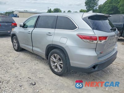Drugie zdjęcie samochodu z przodu: 2016 TOYOTA HIGHLANDER LE PLUS VIN:5TDBKRFHXGS307722 - miniatura