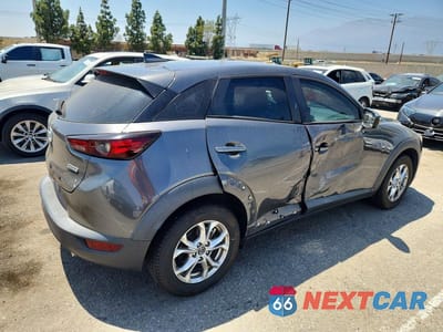 Trzecie zdjęcie samochodu z tyłu: 2020 MAZDA CX-3 SPORT VIN:JM1DKDB71L1471375 - miniatura