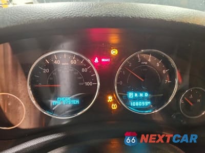 Zdjęcie 9 z 13 samochodu: 2016 JEEP WRANGLER UNLIMITED SAHARA VIN:1C4BJWEG9GL239716 - miniatura