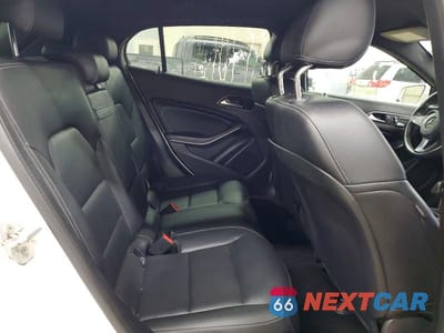 Zdjęcie 11 z 13 samochodu: 2018 MERCEDES-BENZ GLA 250 VIN:WDCTG4EB2JJ445033 - miniatura