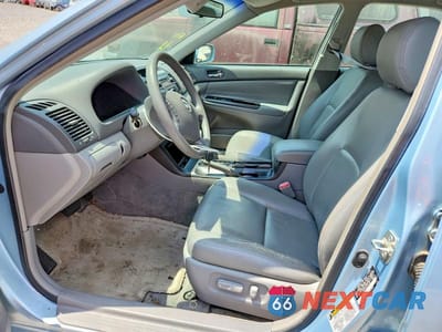 Zdjęcie 7 z 12 samochodu: 2006 TOYOTA CAMRY LE VIN:4T1BE32K56U715525 - miniatura