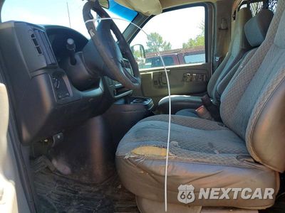 Zdjęcie 7 z 13 samochodu: 2003 CHEVROLET EXPRESS G3500 VIN:1GCHG35U731128617 - miniatura