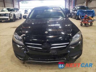 Piąte zdjęcie samochodu w środku: 2017 MERCEDES-BENZ C 300 VIN:WDDWF4JB9HR302075 - miniatura