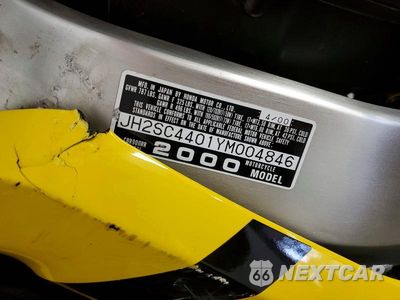 Zdjęcie 10 z 10 samochodu: 2000 HONDA CBR900 RR VIN:JH2SC4401YM004846 - miniatura