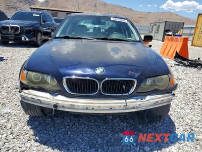 Piąte zdjęcie samochodu w środku: 2005 BMW 325 I VIN:WBAEV334X5KX10040 - miniatura