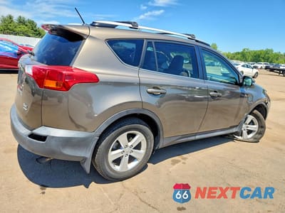 Trzecie zdjęcie samochodu z tyłu: 2013 TOYOTA RAV4 XLE VIN:2T3RFREV0DW039008 - miniatura
