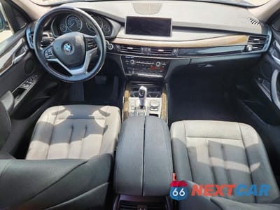 Zdjęcie 8 z 13 samochodu: 2015 BMW X5 XDRIVE35I VIN:5UXKR0C51F0K69444 - miniatura