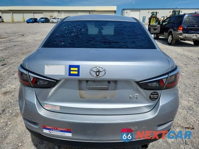 Zdjęcie 6 z 12 samochodu: 2018 TOYOTA YARIS VIN:3MYDLBYV5JY323652 - miniatura