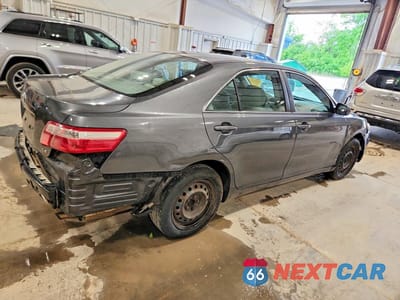 Trzecie zdjęcie samochodu z tyłu: 2007 TOYOTA CAMRY LE VIN:4T1BE46K77U642739 - miniatura