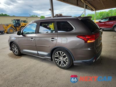 Drugie zdjęcie samochodu z przodu: 2016 MITSUBISHI OUTLANDER GT VIN:JA4JZ4AX5GZ037459 - miniatura