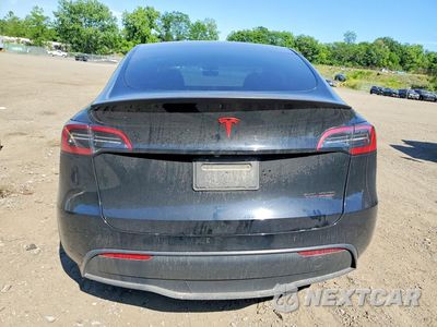 Zdjęcie 6 z 12 samochodu: 2023 TESLA MODEL Y VIN:7SAYGDEF9PF957891 - miniatura