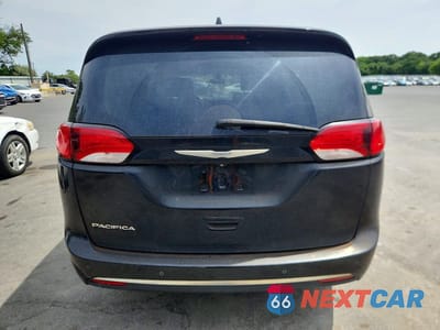 Zdjęcie 6 z 13 samochodu: 2017 CHRYSLER PACIFICA TOURING L PLUS VIN:2C4RC1EG7HR708998 - miniatura