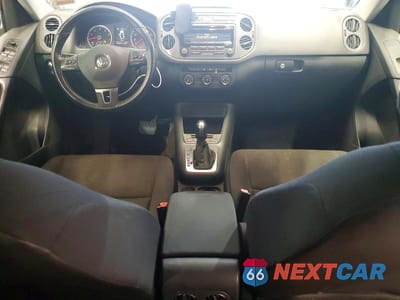 Zdjęcie 8 z 12 samochodu: 2014 VOLKSWAGEN TIGUAN S VIN:WVGBV3AX2EW596073 - miniatura