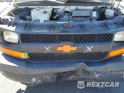 Zdjęcie 12 z 13 samochodu: 2003 CHEVROLET EXPRESS G3500 VIN:1GCHG35U731128617 - miniatura