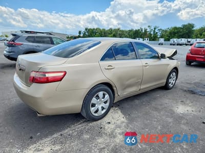 Trzecie zdjęcie samochodu z tyłu: 2007 TOYOTA CAMRY LE VIN:4T1BE46K57U056704 - miniatura