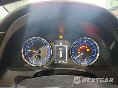 Zdjęcie 9 z 12 samochodu: 2019 TOYOTA COROLLA SE VIN:2T1BURHE2KC178258 - miniatura