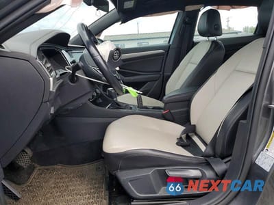 Zdjęcie 7 z 12 samochodu: 2019 VOLKSWAGEN JETTA S VIN:3VWC57BU6KM026039 - miniatura