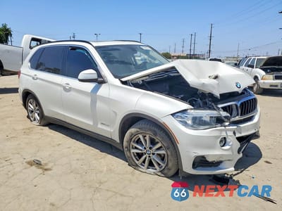 Czwarte zdjęcie samochodu z boku: 2014 BMW X5 XDRIVE35I VIN:5UXKR0C5XE0H21182 - miniatura