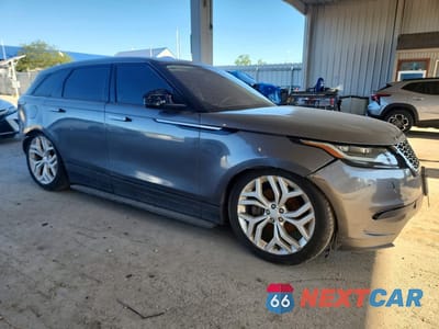 Czwarte zdjęcie samochodu z boku: 2018 LAND ROVER RANGE ROVER VELAR S VIN:SALYB2RVXJA712768 - miniatura