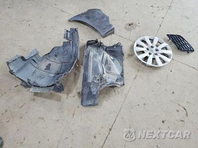 Zdjęcie 12 z 13 samochodu: 2019 NISSAN SENTRA S VIN:3N1AB7AP5KY217719 - miniatura