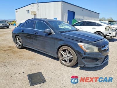 Czwarte zdjęcie samochodu z boku: 2014 MERCEDES-BENZ CLA 250 VIN:WDDSJ4EB1EN112569 - miniatura